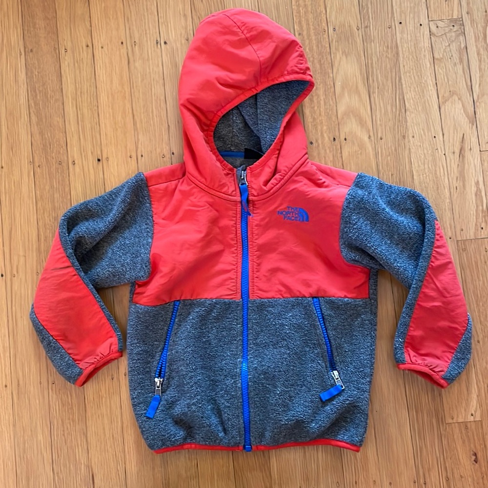 The North Face Fleece Jacket with hood - size 4t